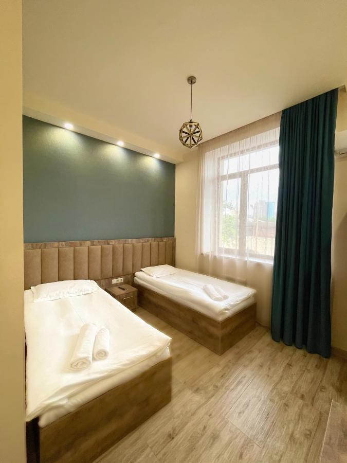 Glendale Boutique Hotel เยเรวาน ภายนอก รูปภาพ