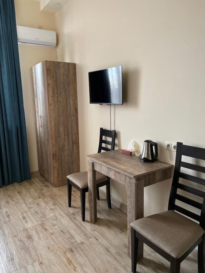 Glendale Boutique Hotel เยเรวาน ภายนอก รูปภาพ