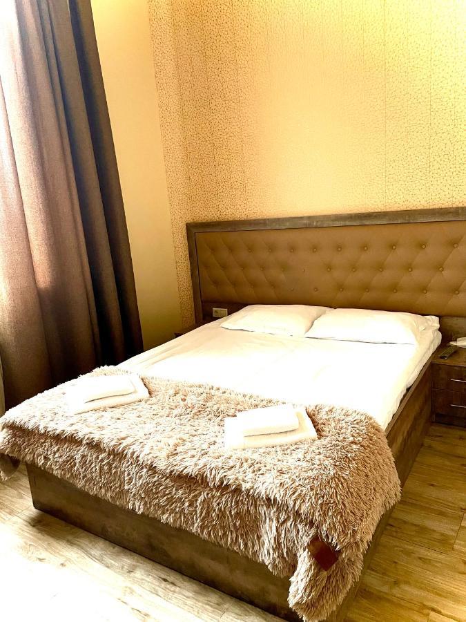 Glendale Boutique Hotel เยเรวาน ภายนอก รูปภาพ